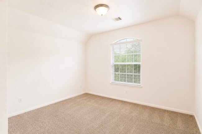 Photo - 3303 Belmont River Ln