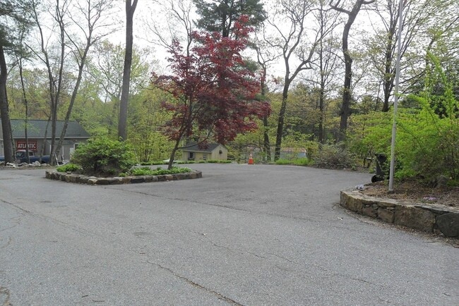 Photo - 295 Winter St Unidad 0