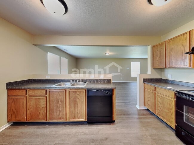 Photo - 3287 Underwood Dr