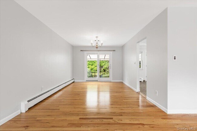 Photo - 649 White Plains Rd