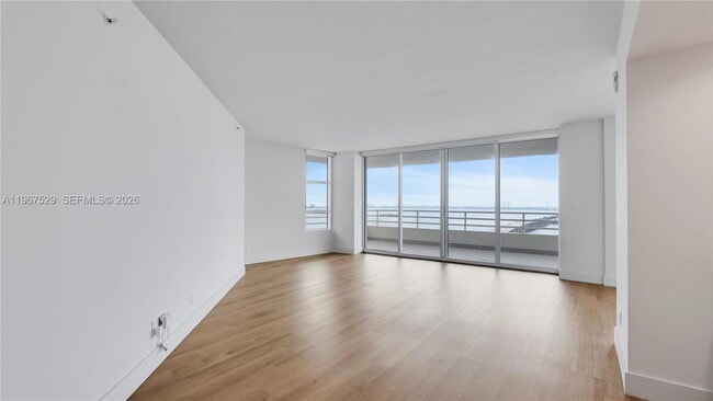 Photo - 555 NE 34th St Unit 301