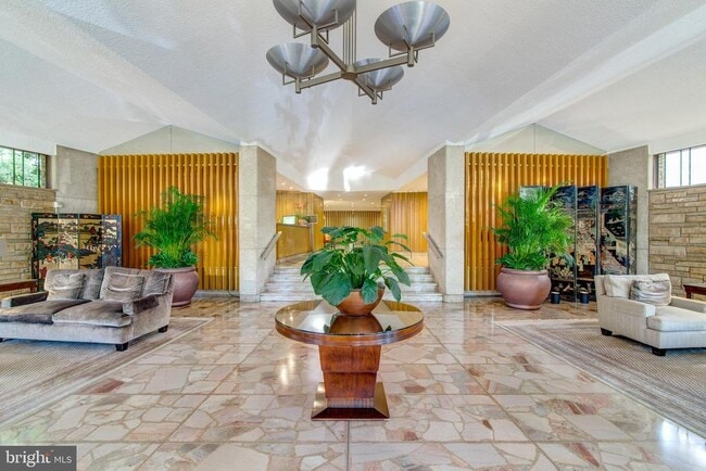 Photo - 1200 N Nash St Apartamento Unidad 1155