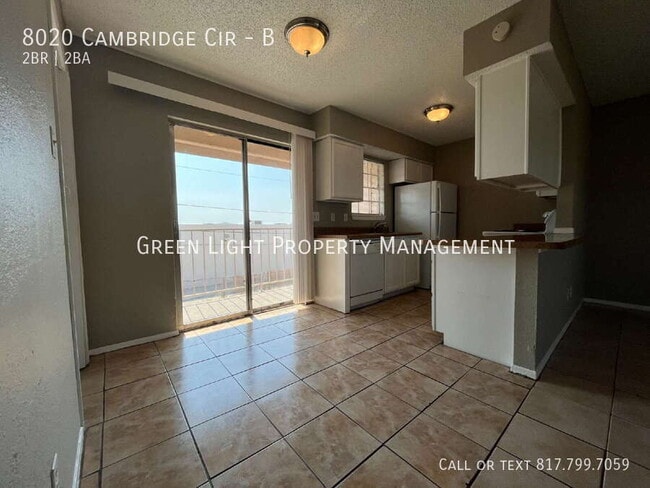 Photo - 8020 Cambridge Cir