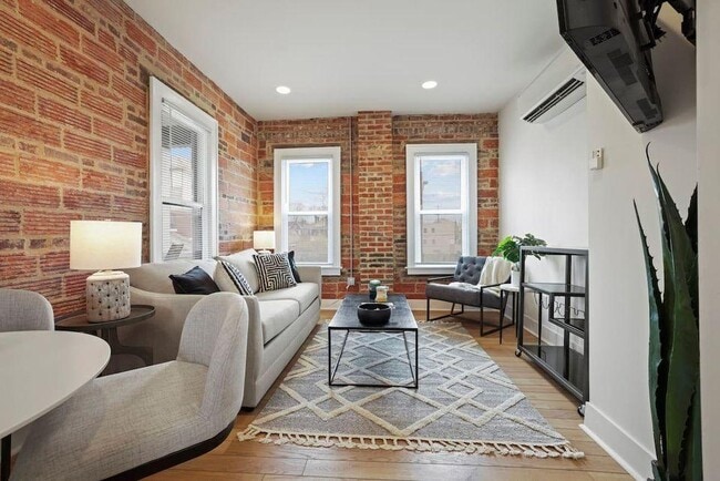 383 Wilson Ave