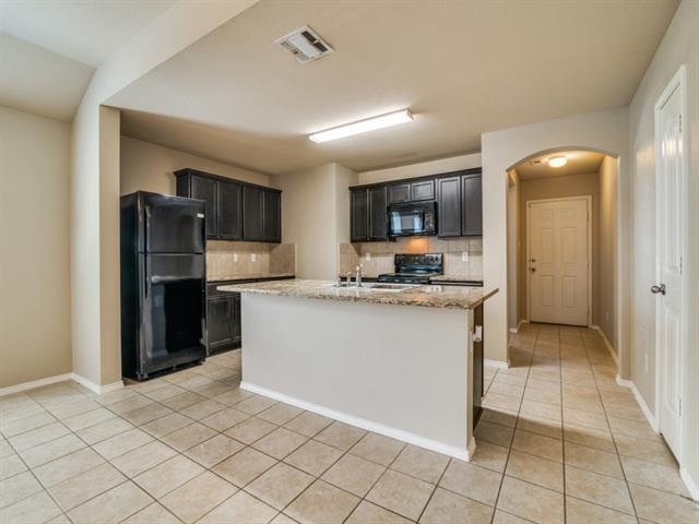 Photo - 2302 Tombstone Dr