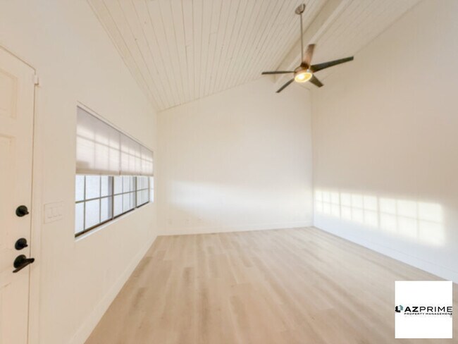 Photo - Welcome to this a Beautifully Designed 2/2 Scottsdale Condo in Cabrillo Square.!