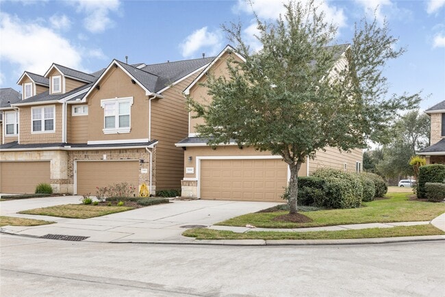 Photo - 12918 Iris Garden Ln