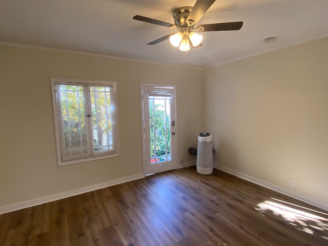 Photo - 630 3/4-634 N Plymouth Blvd Unidad NA