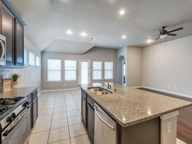 Photo - 1608 Emma Pearl Ln