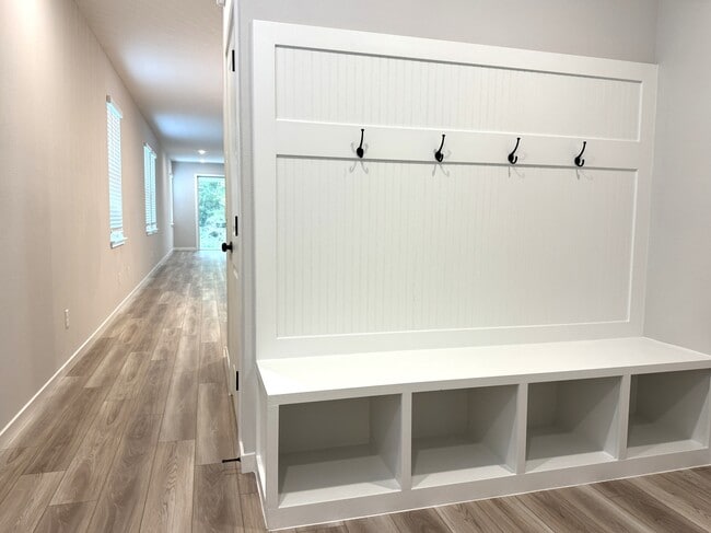 96549 Stillpoint Wy