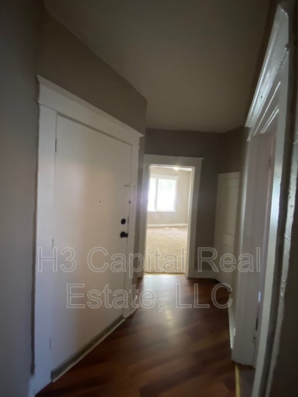 Photo - 2460 Benton St Unidad A