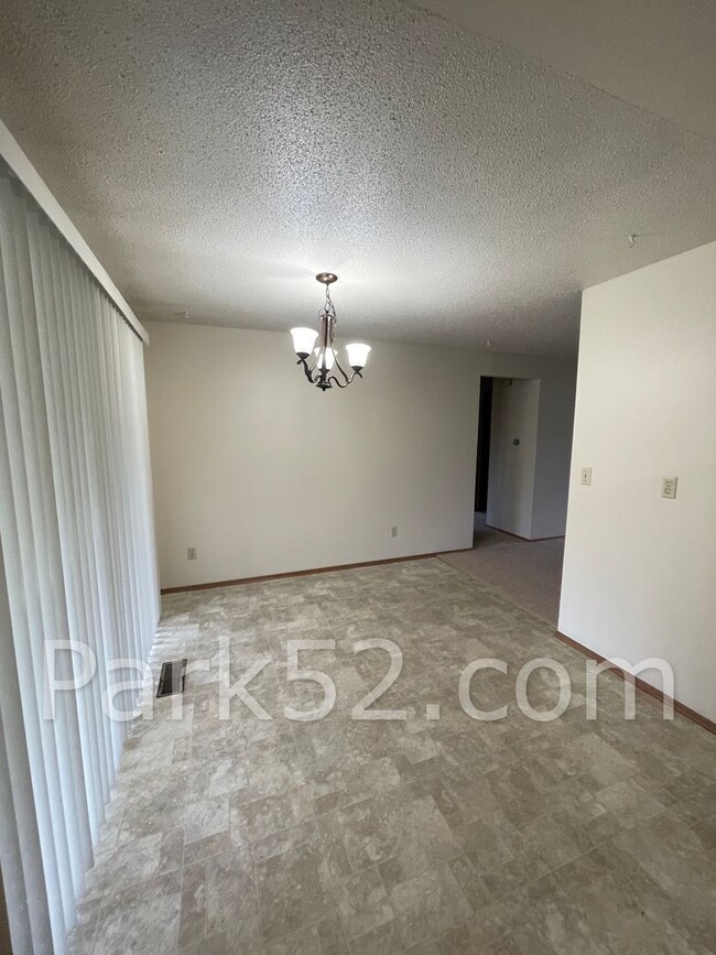 Photo - North Tacoma Duplex Unit 1404