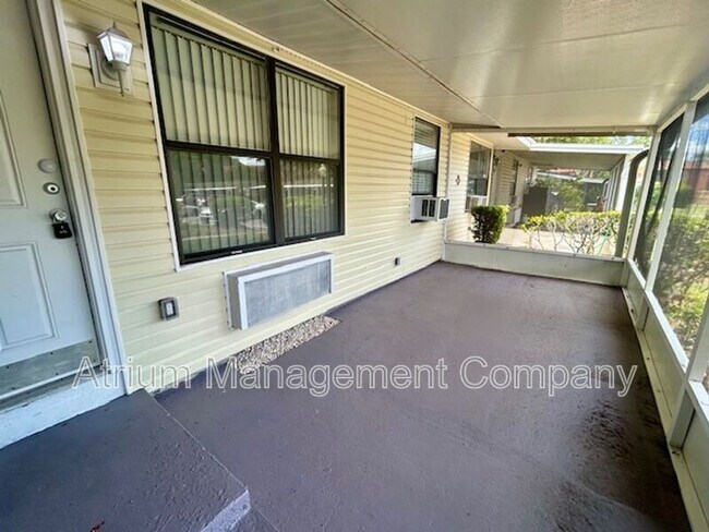 Photo - 4017 E Michigan St