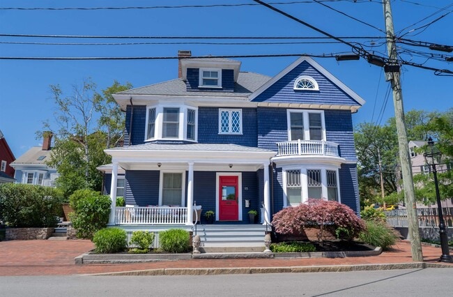 Photo - 115 Court St