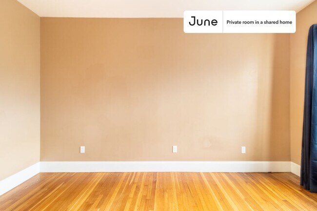 Photo - Room in Shared 4 bed/2 bath home Unidad D