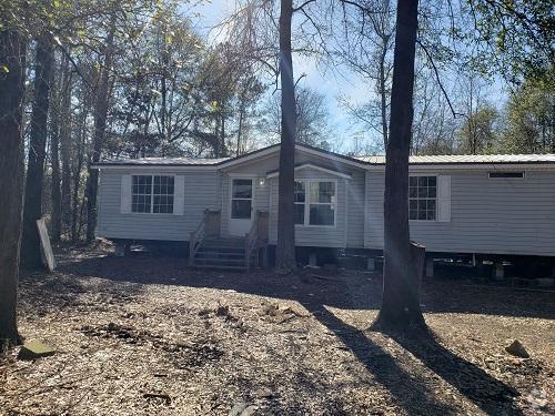 Building Photo - 988 Eastman Hwy Rental