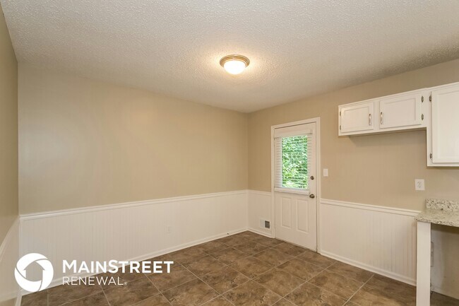 Photo - 290 W Paulding Blvd