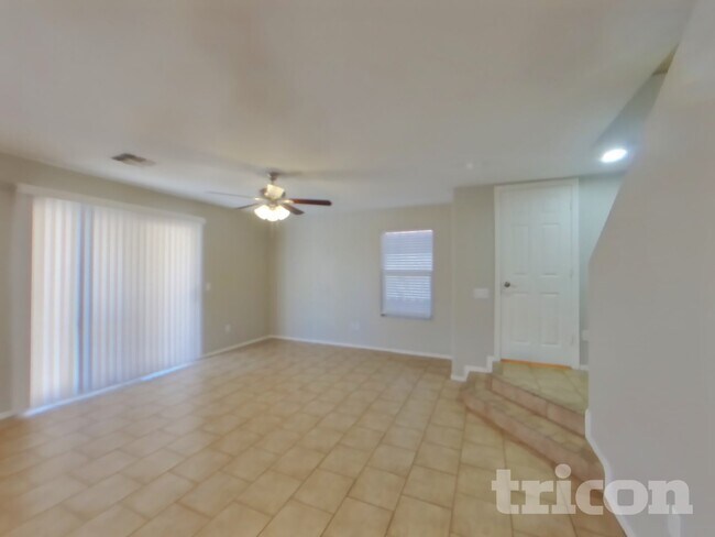 999 E Stardust Way