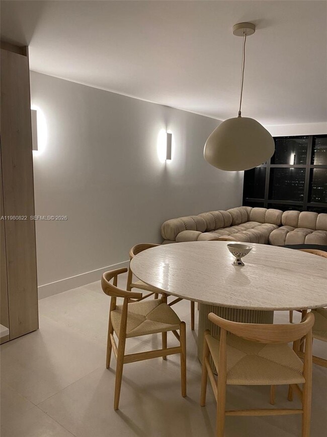 Photo - 1901 Brickell Ave Unidad B2411