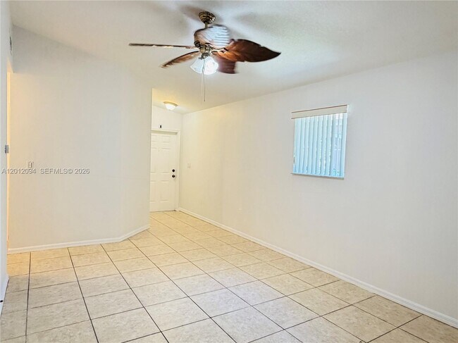 1300 SE 31st Ct Unidad 201-36