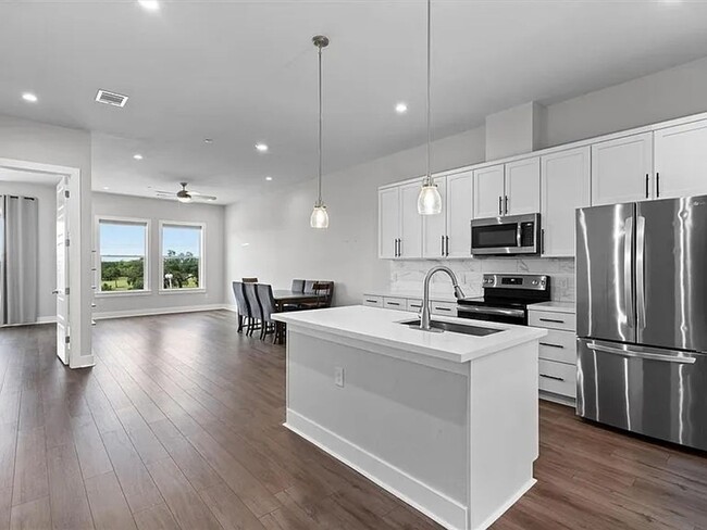 2 Bedroom Condo in East Austin - 2 Bedroom Condo in East Austin