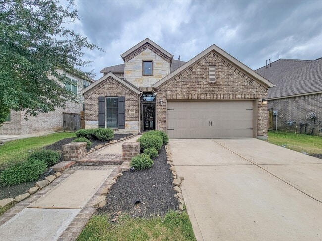 Building Photo - 16030 Muster Oak Dr