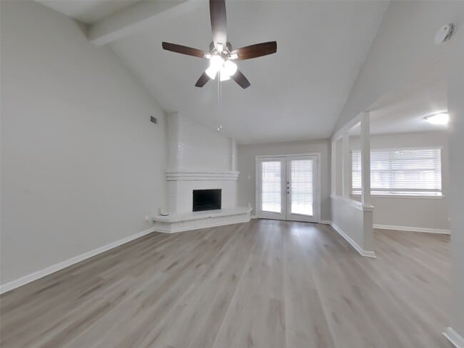 Photo - 18927 Jodywood Dr