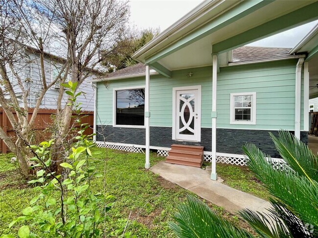 Building Photo - 4808 Michaux St Rental