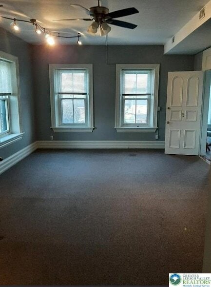 Photo - 146 S Church St Unit 5