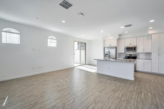 Photo - 4100 S Pinelake Way Unit 186