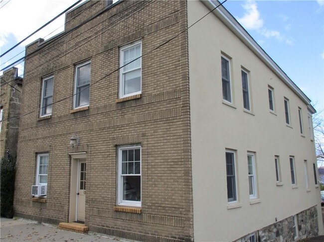 Building Photo - 139 Palisade St Unit 1 Rental