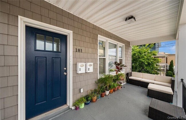 1-81 Beach 90th St