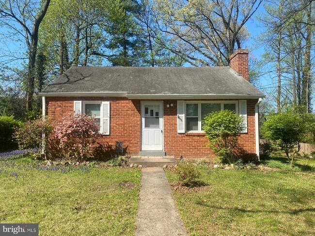 Photo - 2200 Greenwich St