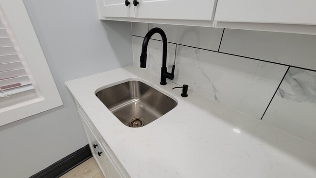 Photo - 58 62nd St Unit A