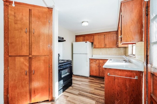 Photo - 154-156 N HURON Avenue Unidad 154 N. Huron