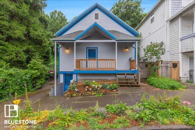 Photo - 1722 SW Market St