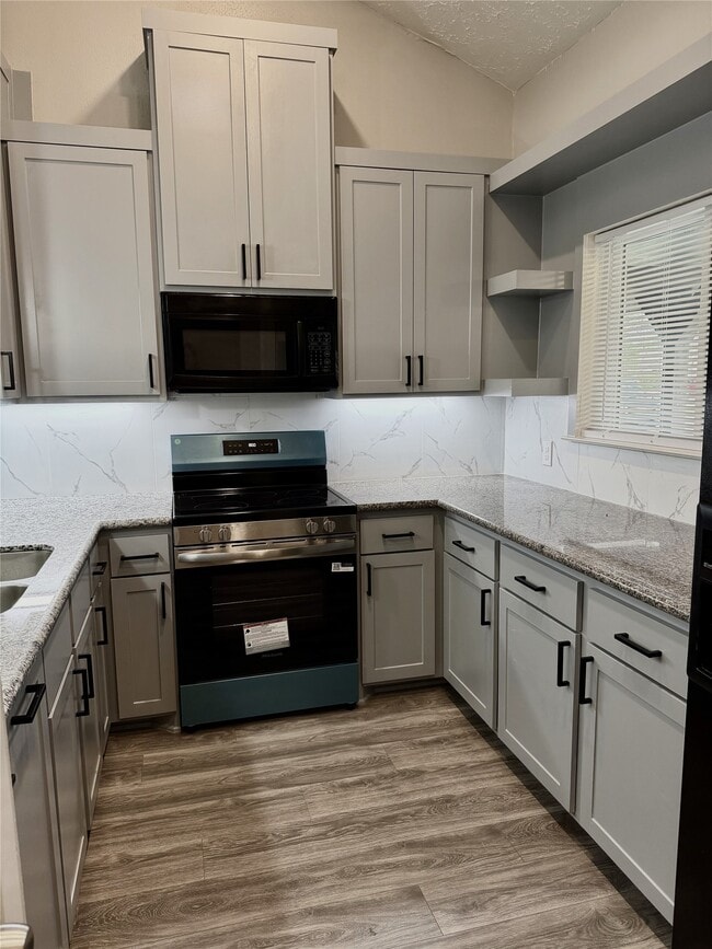 Photo - 3826 Quiet Pl Dr