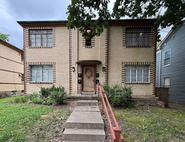 Building Photo - 350 Ross Ave Rental