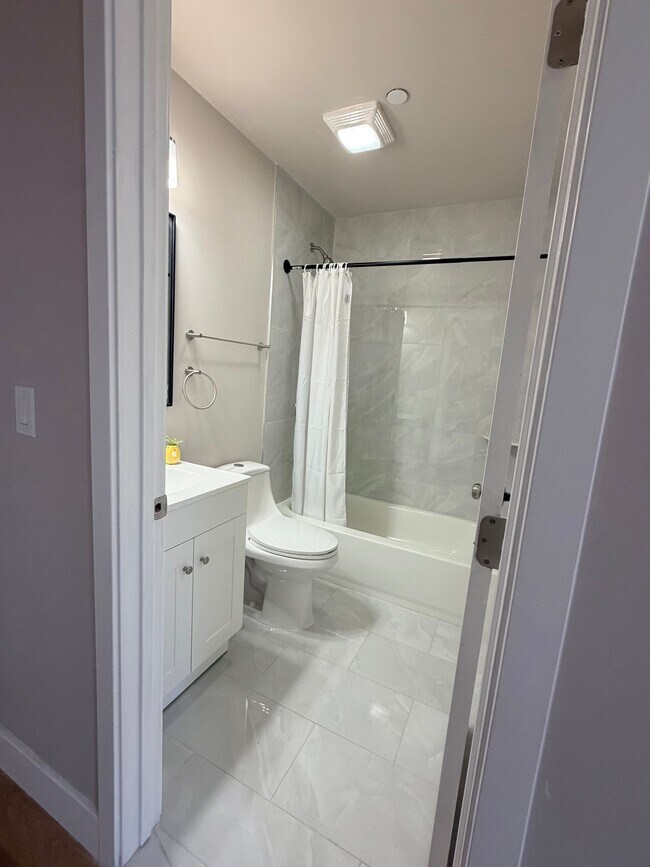 Photo - 3703 Powelton Ave Unit 2 FR