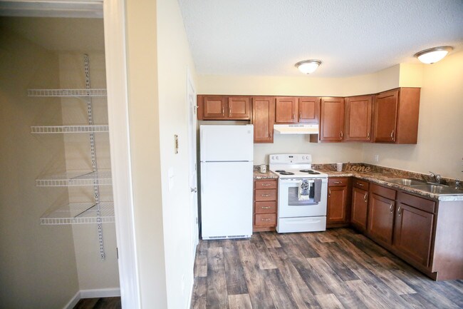 Spacious pantry adjacent to the kitchen - OAK TERRACE APARTMENTS
