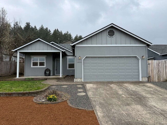 Photo - 1631 S 59th St