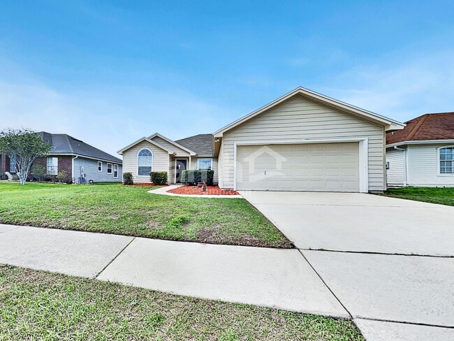 Building Photo - 530 Fallen Timbers Dr