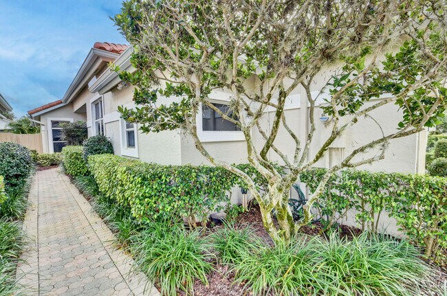 Photo - 6644 NW 25th Way