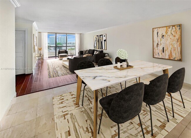 Photo - 3600 Mystic Pointe Dr Unidad 604
