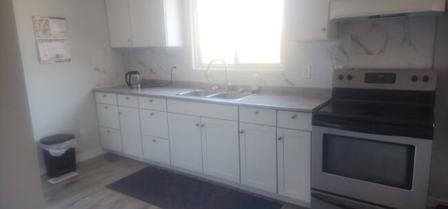 Photo - 125 Essa Rd Unit 1