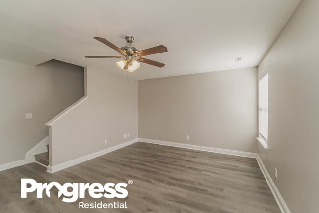 Photo - 10405 Yellow Rose Ln