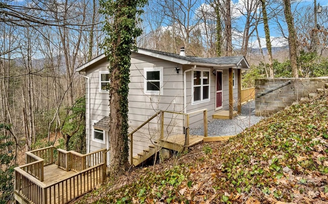 Photo - 228 Barrett Rd