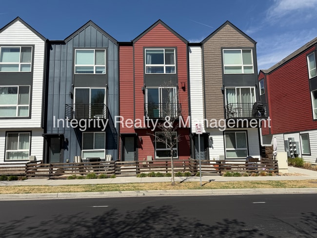 Building Photo - 5557 W 10th Ave