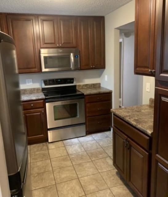 Building Photo - 1435 Bobolink Pl Rental