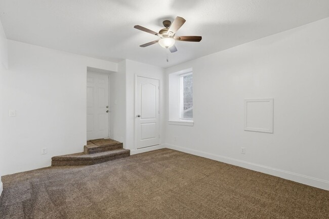 Photo - 541 27th St Unidad B